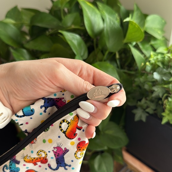 eWe Colorful Cats Kids Pencil Case - Picture 3 of 5